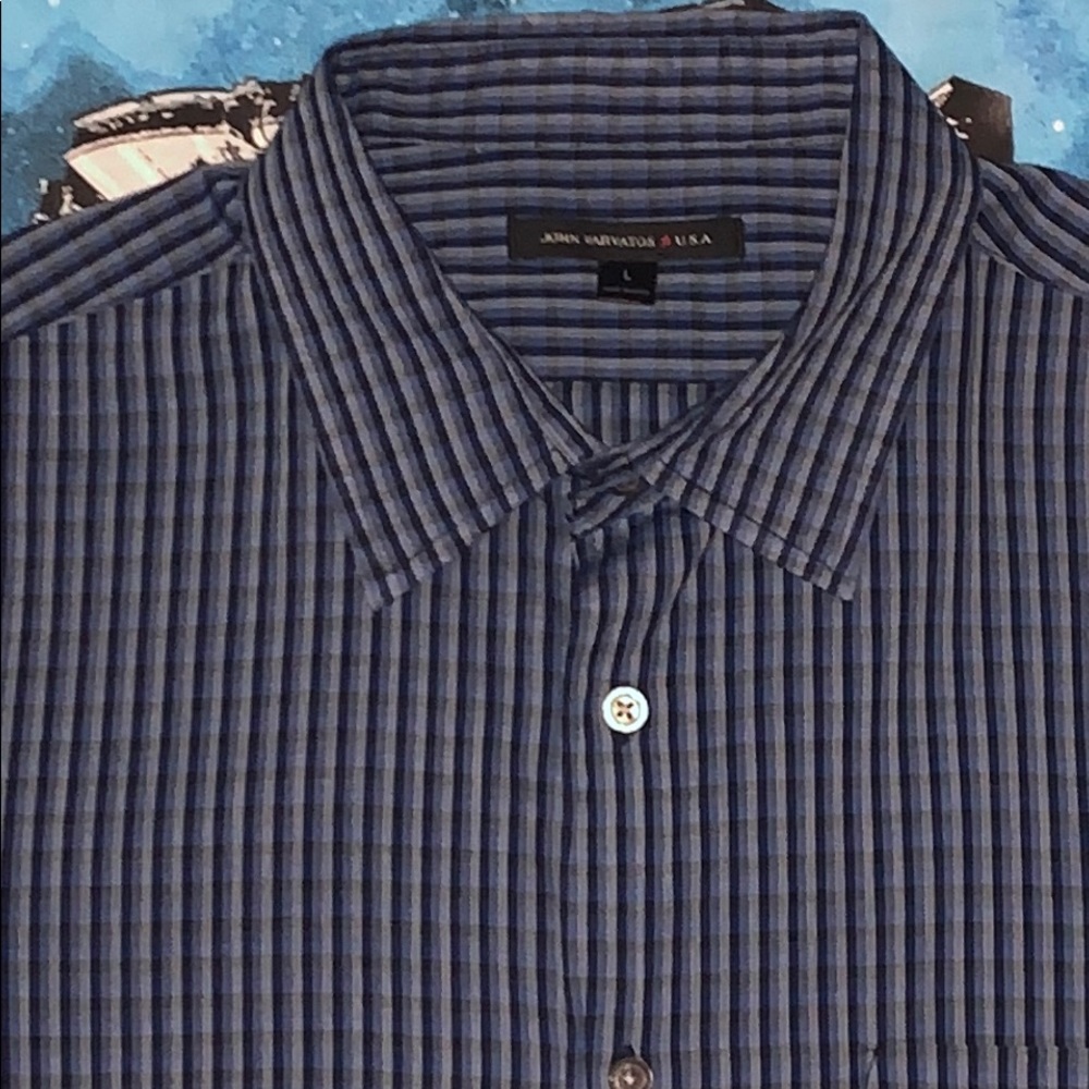 John Varvatos Men’s size Large button front shirt